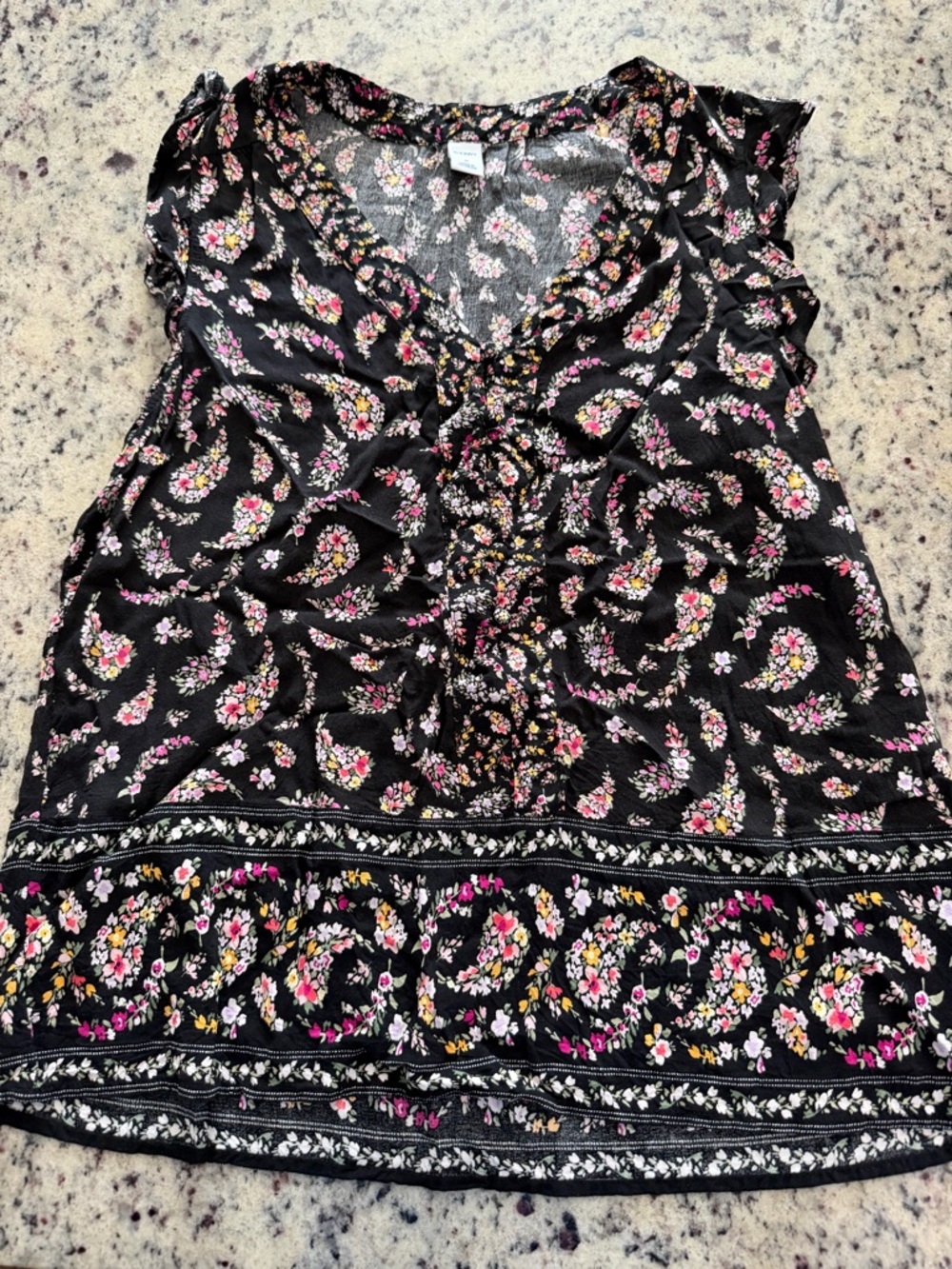 Old Navy Black Floral V-Neck Ruffle Sleeve Blouse